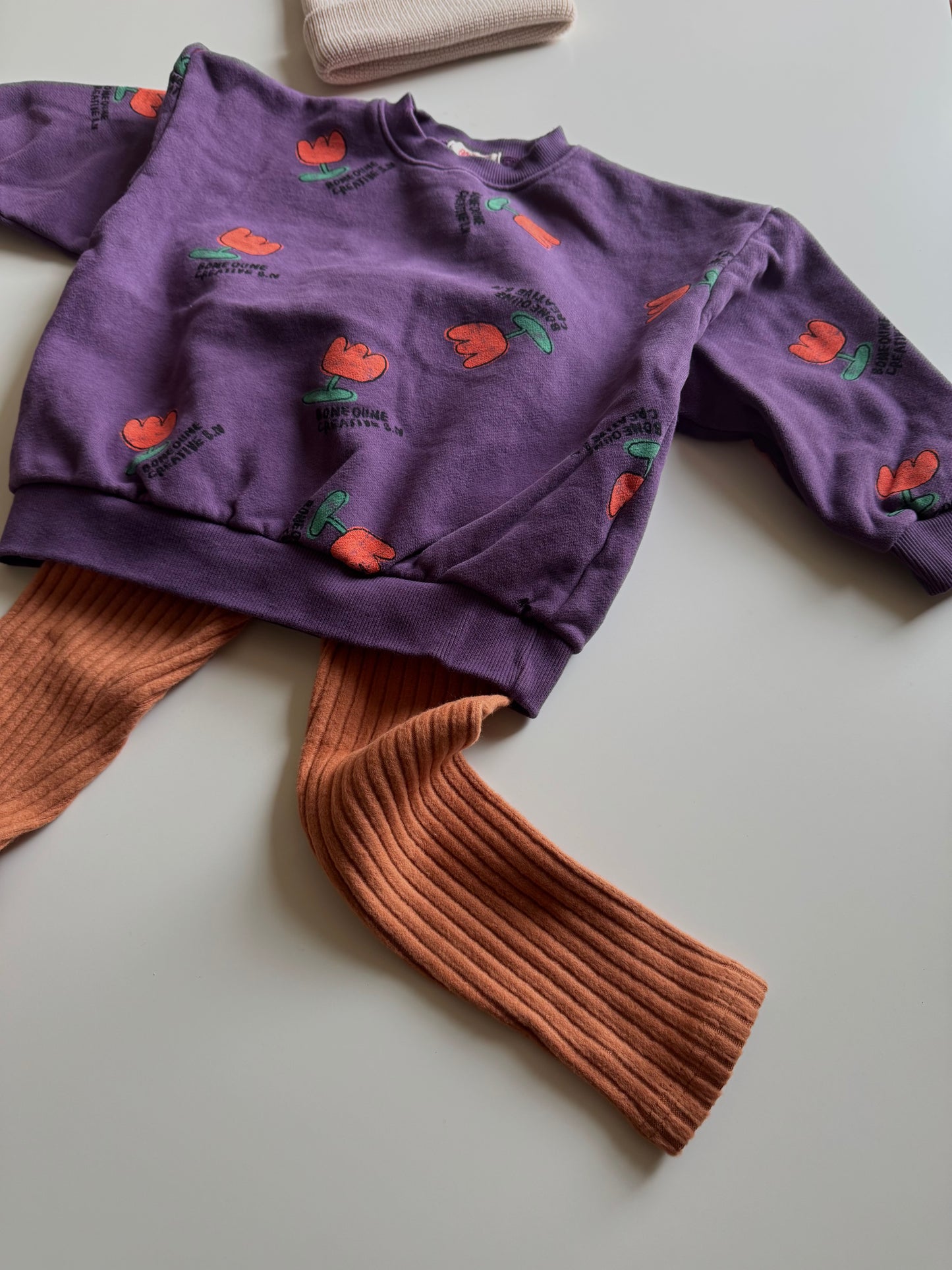 Flower fleece sweatshirt
