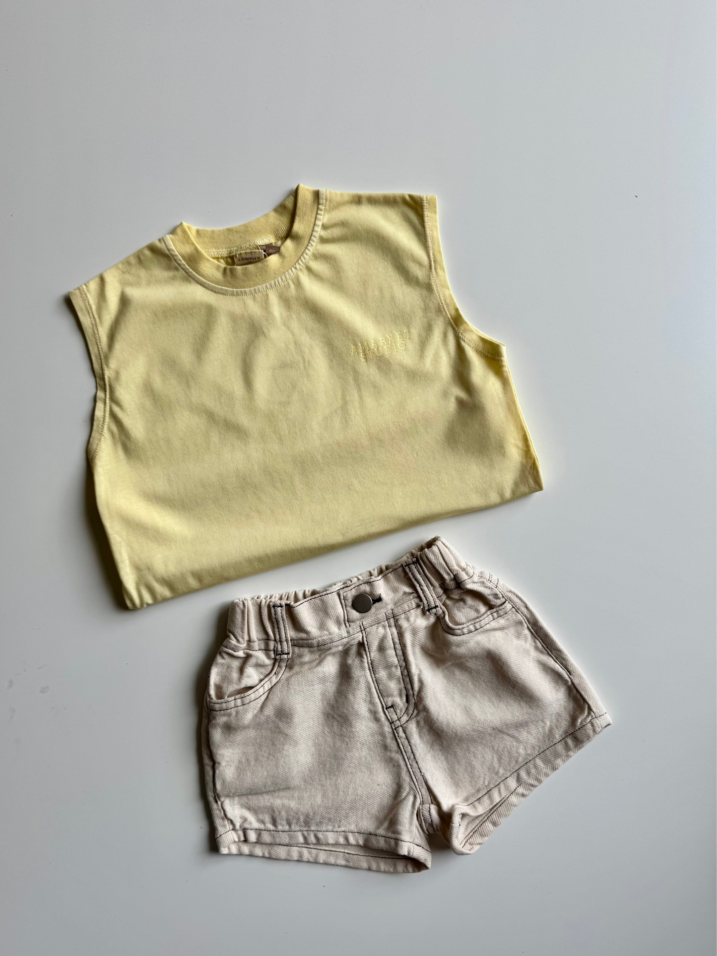 Sleeveless top - butter yellow
