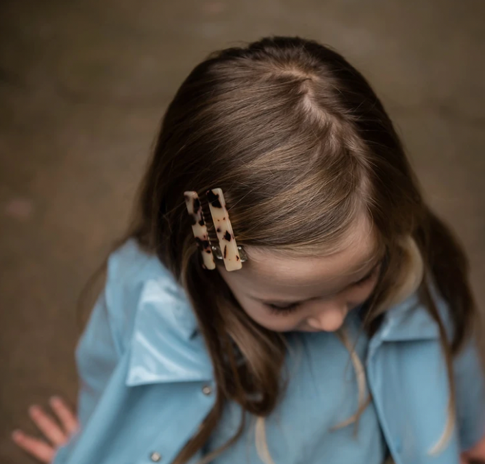 Faye - bar hair clip