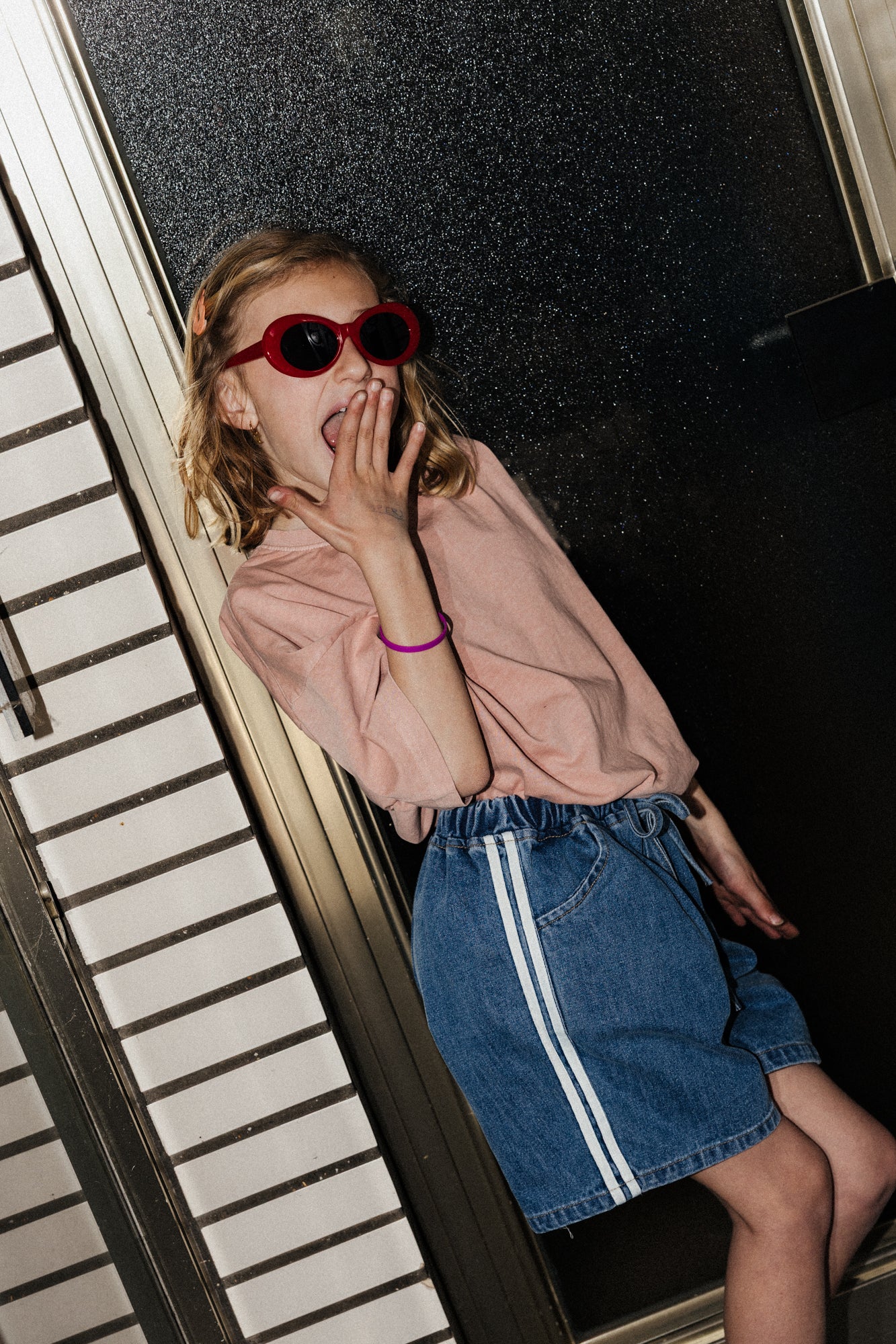 Double line denim shorts