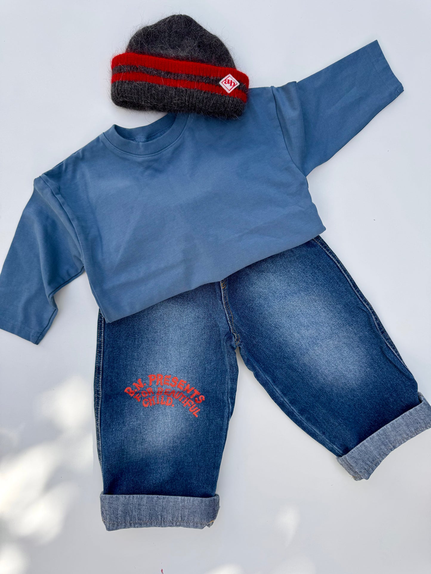 Roll-up denim pants