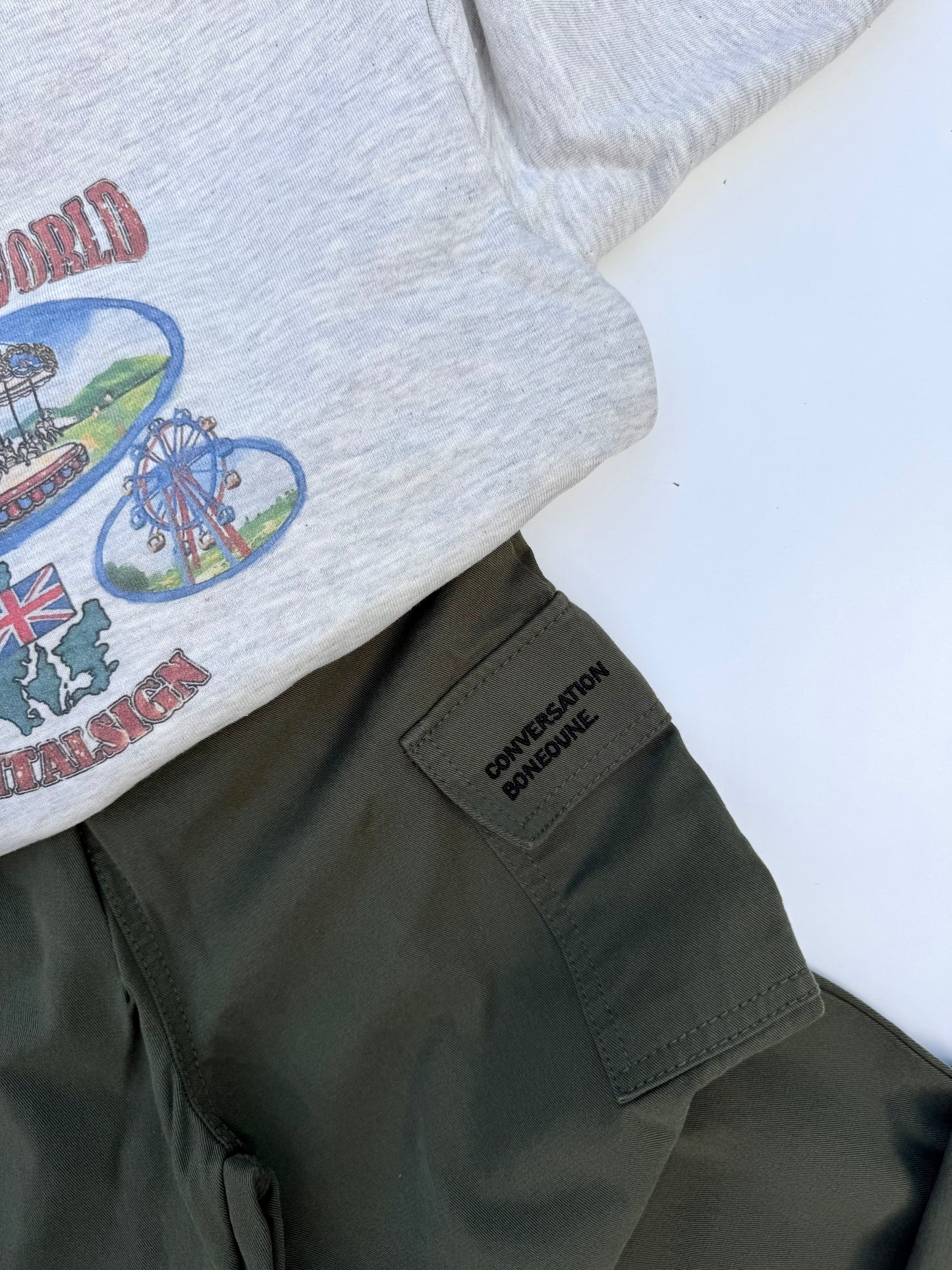 Cargo pants khaki