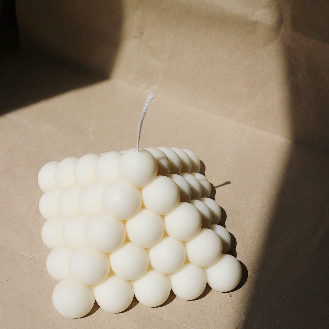 the pyramid candle